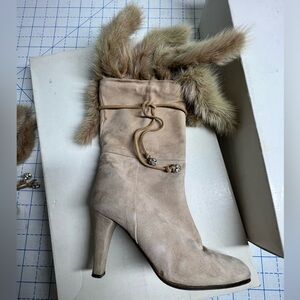 Andrew Geller Designer Mink Fur Tail Tails Suede Taupe Heel Boots